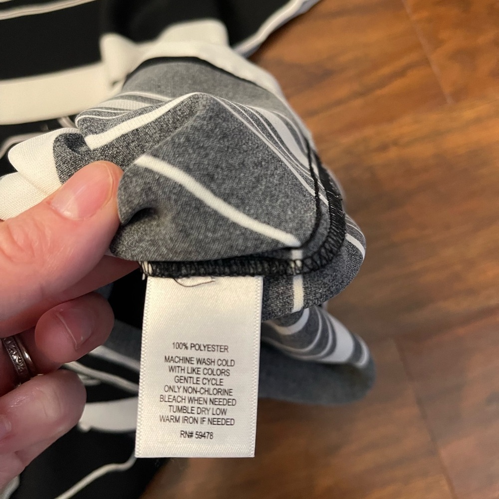 Adrienne Vittadini Striped Mini Dress Size 4 - Picture 3 of 4